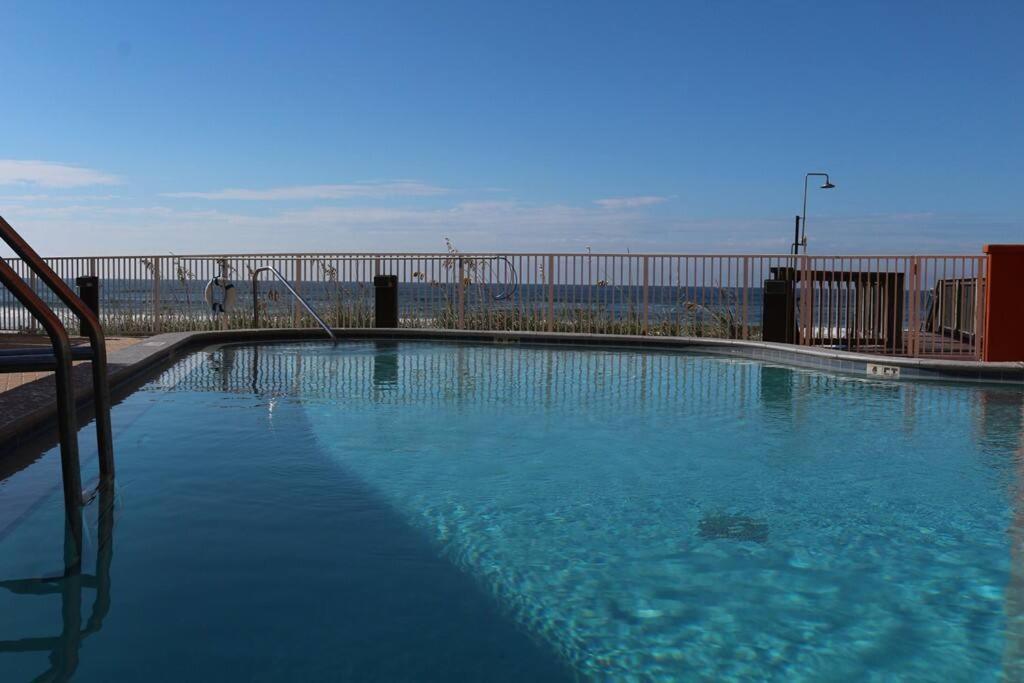 Tropic Winds 1701 Premium Corner Unit With 2 Parkings! Free Beach Chairs Service! Panama City Beach Exterior photo